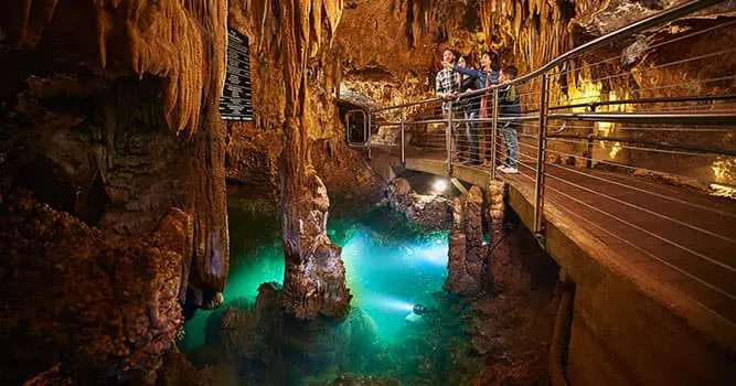 how long to tour luray caverns
